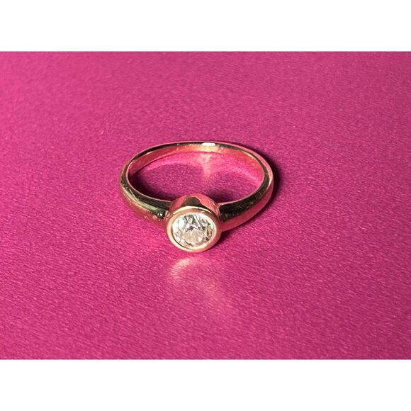 14K Gold Solitaire Ring with Genuine Diamond Size 2 - Picture 2 of 4